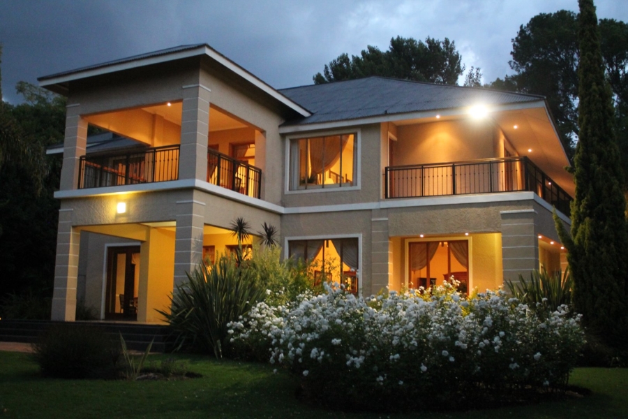 5 Bedroom Property for Sale in Waverley Free State